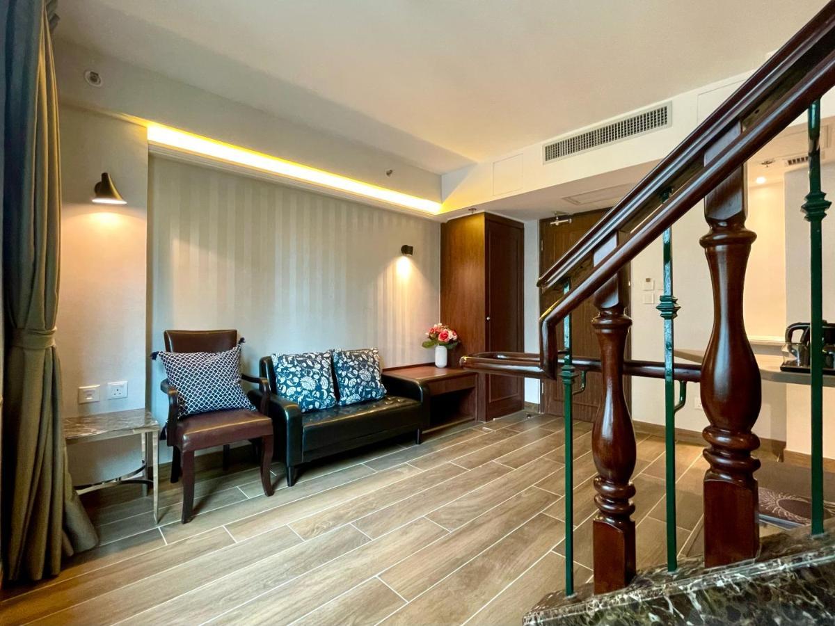 Lander Grand Hotel Hong Kong Exterior photo