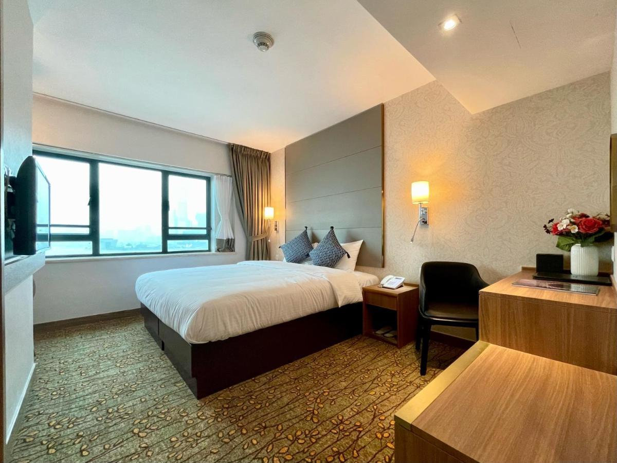 Lander Grand Hotel Hong Kong Exterior photo